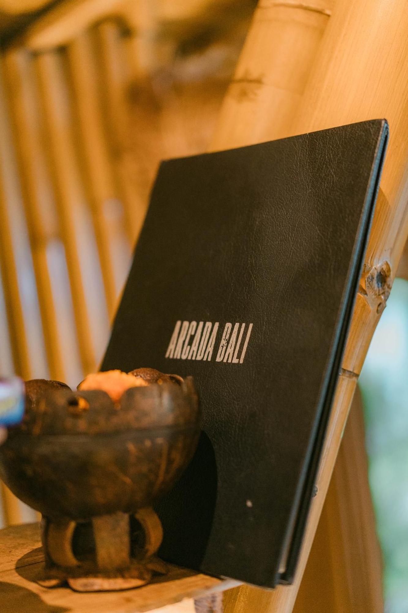 Arcada Bali Bamboo House Villa ซิเดอมัน ภายนอก รูปภาพ